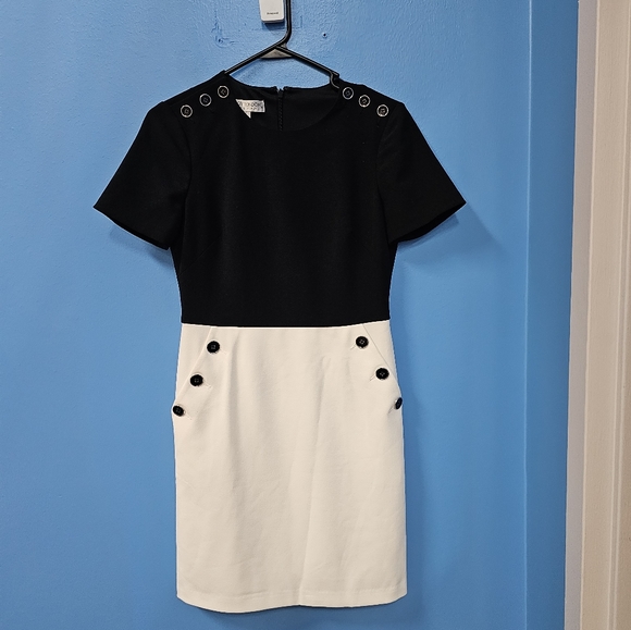Maggy London Petites Short Dress Black and White - Picture 6 of 11